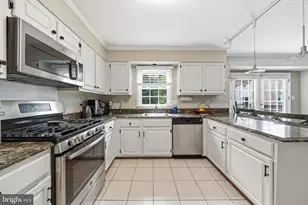 10108 Langhorne Ct, Bethesda, MD 20817 - Photo 19