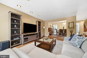 10108 Langhorne Ct, Bethesda, MD 20817 - Photo 11