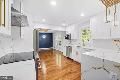 8017 Lakenheath, Potomac, MD 20854 - Photo 17