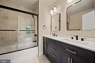 680 Orchard Ridge Dr, Gaithersburg, MD 20878 - Photo 17