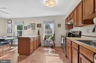 29 Ritchfield Ct, Rockville, MD 20850 - Photo 21