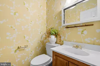 734 Azalea Drive #11-734, Rockville, MD 20850 - Photo 17