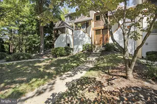 18148 Windsor Hill Dr, Olney, MD 20832 - Photo 3