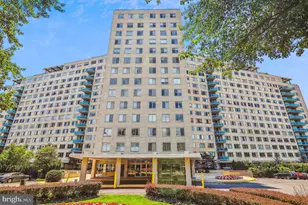10500 Rockville Pike, North Bethesda, MD 20852 - Photo 1