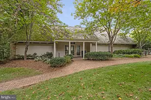 5700 Brewer House Cir, Rockville, MD 20852 - Photo 21