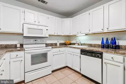 5700 Brewer House Circle #T1, Rockville, MD 20852 - Photo 11