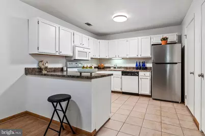5700 Brewer House Circle #T1, Rockville, MD 20852 - Photo 9