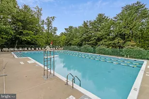 5700 Brewer House Cir, Rockville, MD 20852 - Photo 5