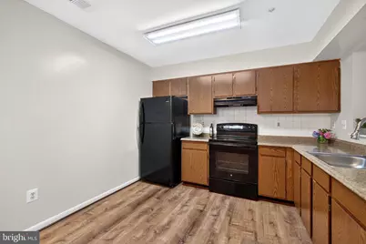 18997 Highstream Drive #834, Germantown, MD 20874 - Photo 9