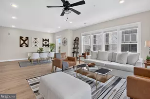 210 Decoverly Dr, Gaithersburg, MD 20878 - Photo 25