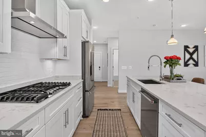 210 Decoverly Drive #310, Gaithersburg, MD 20878 - Photo 9