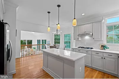 3009 Windy Knoll Court, Rockville, MD 20850 - Photo 5