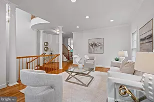 3009 Windy Knoll Ct, Rockville, MD 20850 - Photo 11