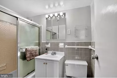 10401 Grosvenor Place #808, Rockville, MD 20852 - Photo 11