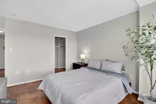 10401 Grosvenor Pl, Rockville, MD 20852 - Photo 5