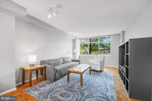 7111 Woodmont Ave, Bethesda, MD 20815 - Photo 11