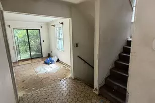 10869 Lockwood Dr, Silver Spring, MD 20901 - Photo 3