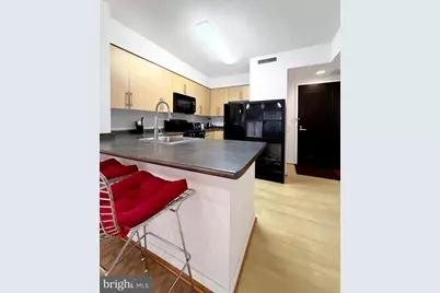 7710 Woodmont Avenue #217, Bethesda, MD 20814 - Photo 3