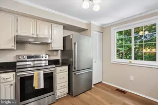 16 Turtle Dove Ct, Gaithersburg, MD 20879 - Photo 11