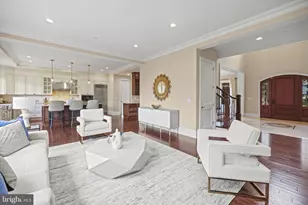 7708 Beech Tree Rd, Bethesda, MD 20817 - Photo 17