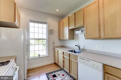11924 Darnestown Road #301, North Potomac, MD 20878 - Photo 17