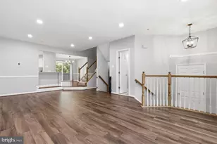 18639 Clovercrest Cir, Olney, MD 20832 - Photo 9