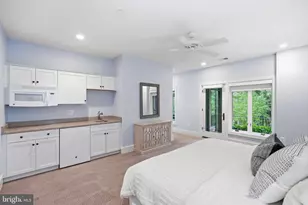 21151 Woodfield Rd, Laytonsville, MD 20882 - Photo 27