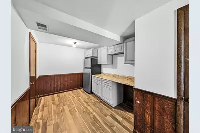 19930 Buhrstone Drive, Montgomery Village, MD 20886 - Photo 11