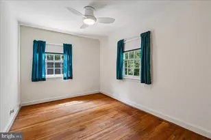 9422 Locust Hill Rd, Bethesda, MD 20814 - Photo 27