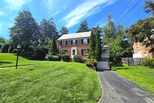 9422 Locust Hill Rd, Bethesda, MD 20814 - Photo 1