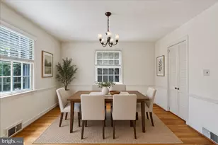 9422 Locust Hill Rd, Bethesda, MD 20814 - Photo 5