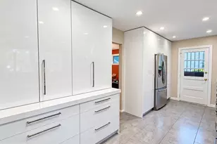 5819 Grosvenor Ln, Bethesda, MD 20814 - Photo 19
