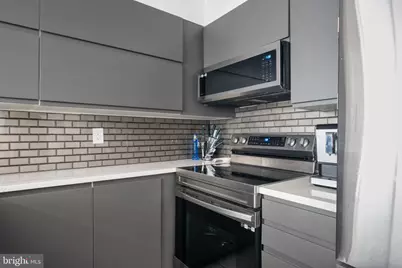 10101 Grosvenor Place #301, Rockville, MD 20852 - Photo 9