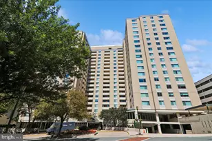 4601 N Park Ave, Chevy Chase, MD 20815 - Photo 3