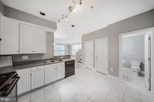 13043 Clarksburg Square Rd, Clarksburg, MD 20871 - Photo 9