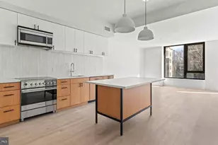 10511 Strathmore Hall St, North Bethesda, MD 20852 - Photo 9