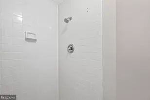 5822 Inman Park Cir, Rockville, MD 20852 - Photo 21