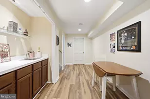 6 Bentana Ct, Rockville, MD 20850 - Photo 47