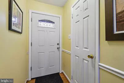 19267 Wheatfield Terrace, Gaithersburg, MD 20879 - Photo 3