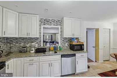 19267 Wheatfield Terrace, Gaithersburg, MD 20879 - Photo 17