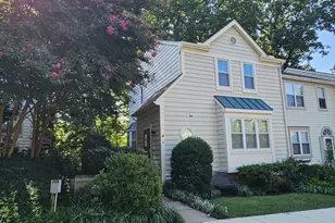 2 Waterside Ct, Germantown, MD 20874 - Photo 1