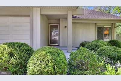9136 Tulip Grove Road, Gaithersburg, MD 20879 - Photo 3