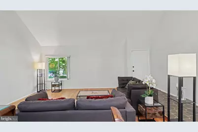 9136 Tulip Grove Road, Gaithersburg, MD 20879 - Photo 5