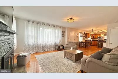25223 Oak Drive, Damascus, MD 20872 - Photo 3