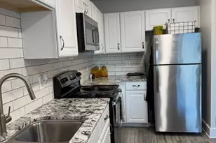 19520 Village Walk Dr, Montgomery Village, MD 20886 - Photo 11