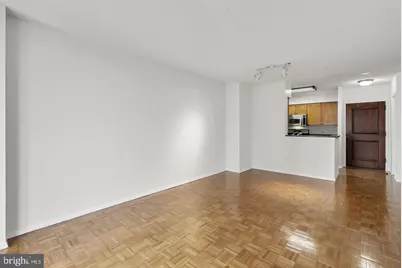 4801 Fairmont Avenue #909, Bethesda, MD 20814 - Photo 7