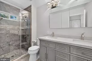 10 Treworthy Rd, Gaithersburg, MD 20878 - Photo 15