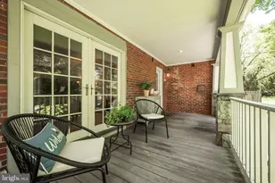 5739 Bradley Blvd, Bethesda, MD 20814 - Photo 3