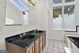 6310 E Halbert Rd, Bethesda, MD 20817 - Photo 17