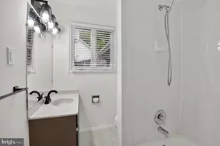 6310 E Halbert Rd, Bethesda, MD 20817 - Photo 11